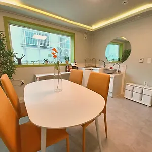 ** Guest house Four Seasons House South Korea